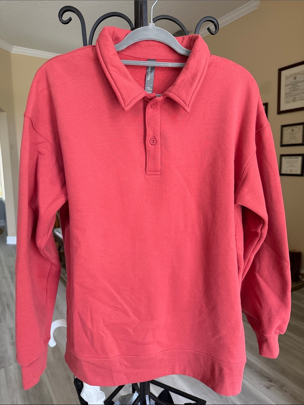 Mondetta Men's Coral Pullover with Two-Button Collar
